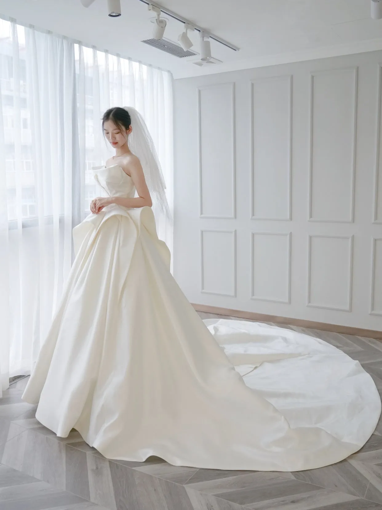 Strapless Princess Silk Ball Gown Wedding Dress